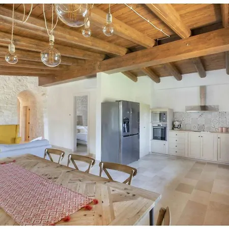 Appartamento With Pool In Bari