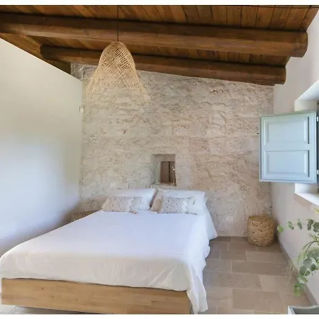 דירה Villa With Pool In Bari בארי