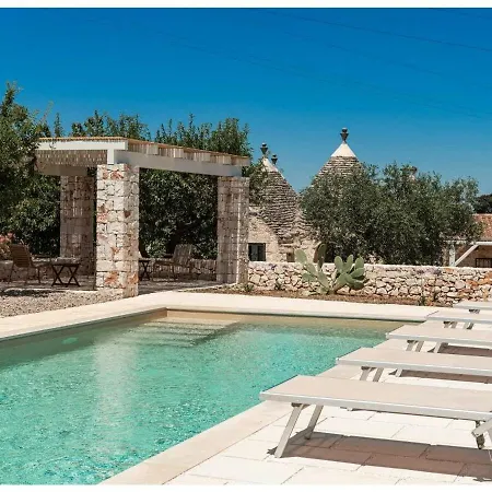 Villa With Pool In Bari דירה
